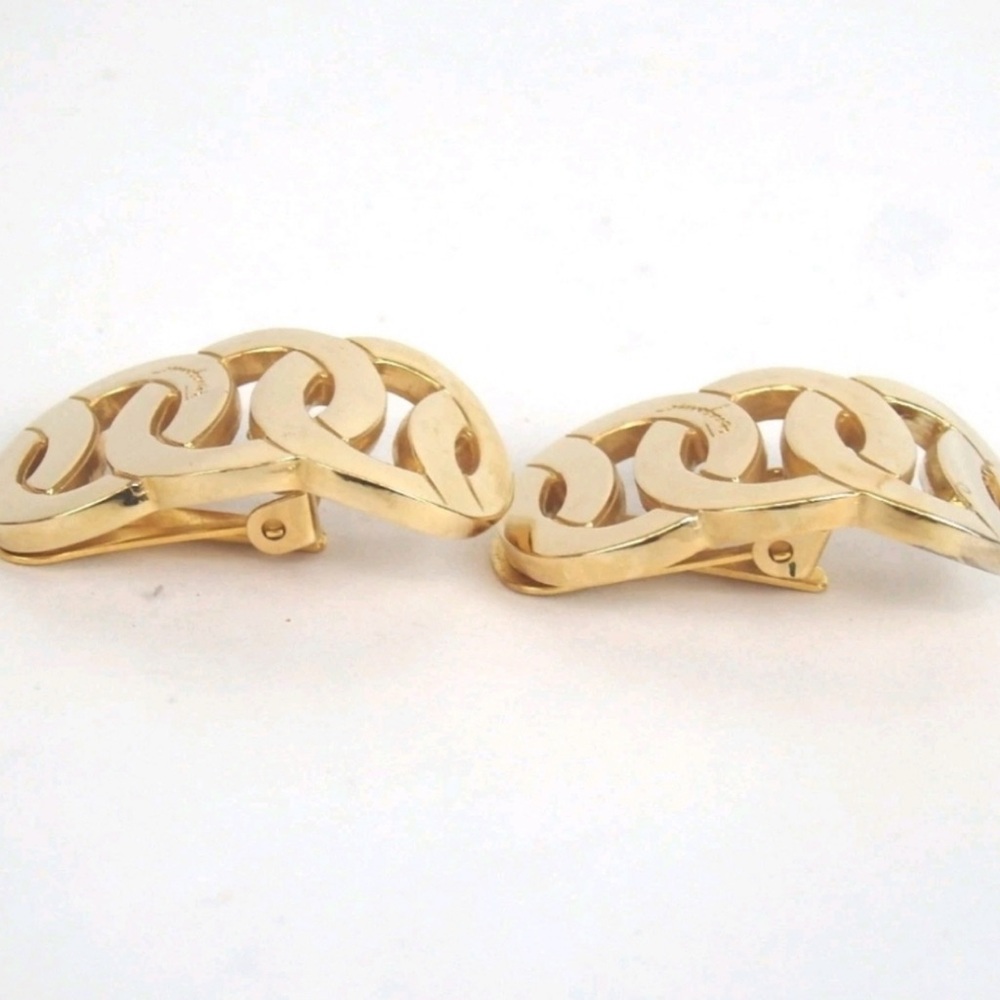 Salvatore Ferragamo Elegant Gold Loop Earrings - Picture 15 of 15